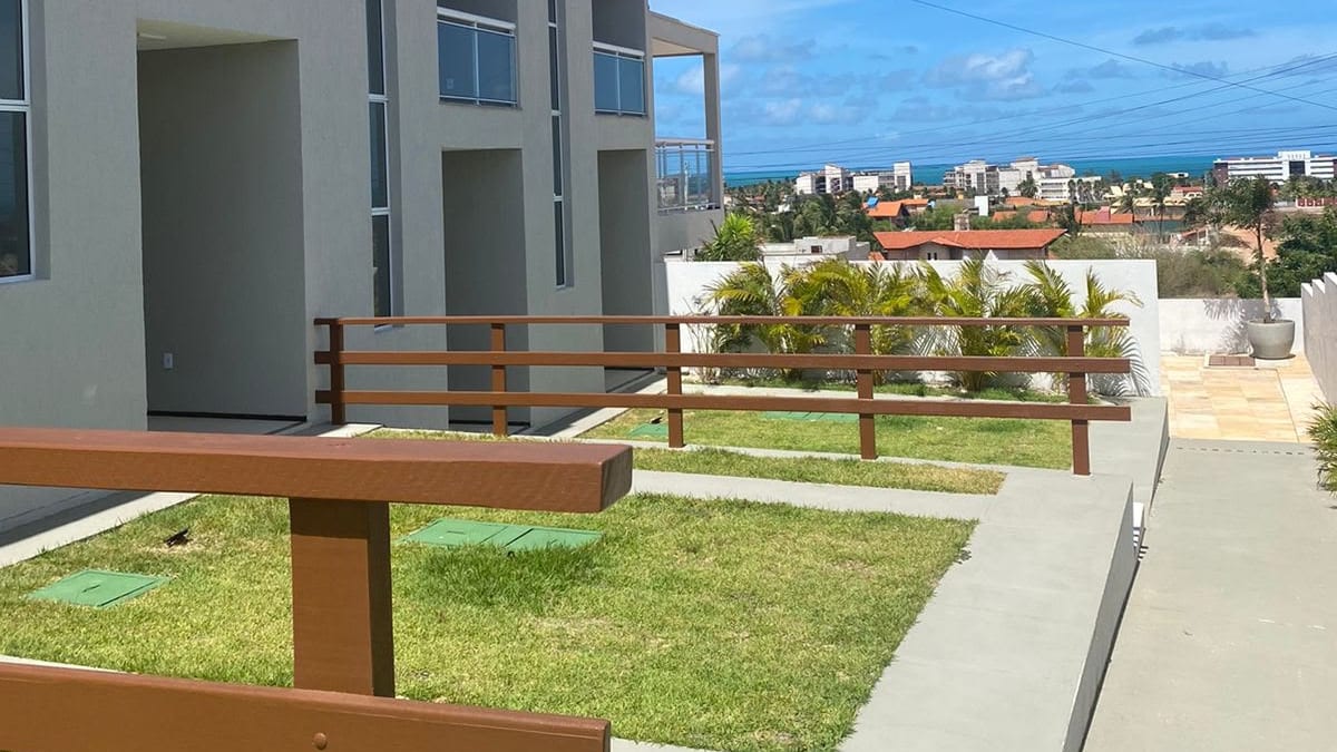 Casas do Beach Townhouse IV com o Oceano Atlântico ao fundo